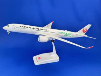 BJQ2055 JALUX企画品 (EVER RISE) JAL / 日本航空 3号機 A350-900 JA03XJ 組立品 スナップインモデル 1:200 予約