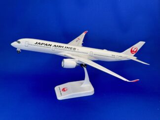 BJQ2056 JALUX企画品 (EVER RISE) JAL / 日本航空 5号機 A350-900 JA05XJ 組立品 スナップインモデル 1:200 予約