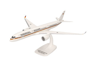 613484 Herpa SNAPFIT Luftwaffe / ドイツ空軍 A350-900 10+01 Flugbereitschaft Konrad Adenauer 1:200 予約