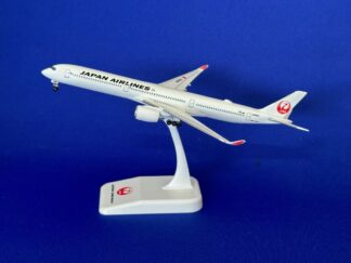 BJQ2070 JALUX企画品 (EVER RISE) JAL / 日本航空 3号機 A350-1000 JA03WJ  1:500 予約