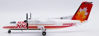 LH2369 JC WING house color / ハウスカラー Series 200 Dash 8-Q200 C-GGMP スタンド付 1:200 予約