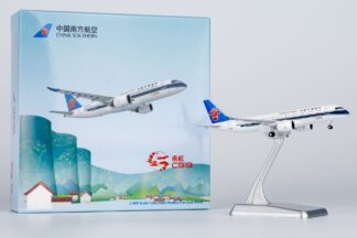 NG24042 NG Lite MODELS CHINA SOUTHERN AIRLINES / 中国南方航空 C919 B-657J 1:400 予約