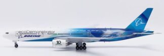 XX20559 JC WING Boeing House Color / ボーイングハウスカラー ecoDemonstrator B777-200ER N861BC スタンド付 1:200 予約