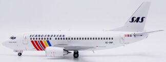 XX20498 JC WING SAS Scandinavian Airlines / スカンジナビア航空 OC B737-500 SE-DNF スタンド付 1:200 予約