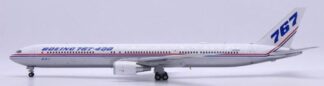 LH2496A JC WING Boeing House Color / ボーイングハウスカラー Polished B767-400ER Flaps Down N76400 スタンド付 1:200 予約