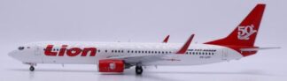 XX20599 JC WING Lion Air / ライオン エア 50th Boeing 737-900ER B737-900ER PK-LHY スタンド付 1:200 予約