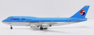 XX7477 JC WING Korean Air / 大韓航空 Old Titles B747-400 HL7477 スタンド付 1:200 予約