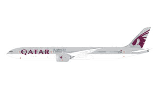 G2QTR1322 GEMINI 200 Qatar Airways / カタール航空 B777-9 A7-BKA with optional folded wingtips スタンド付 1:200 予約
