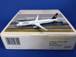 516419 Herpa Lufthansa / ルフトハンザドイツ航空 A321 D-AIRT プラスタンド付 1:500 メーカー完売 ※難あり