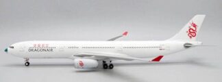 EW2333006 JC WING Dragonair / 香港ドラゴン航空 Special Nose A330-300 B-HYF スタンド付 1:200 予約