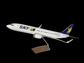 BC50004 PACMIN SKYMARK Airlines / スカイマーク B737-800 JA73AC 木製スタンド付き(台座は木製、アーム部はアルミ製) 組立品 スナップインモデル 1:50 メーカー完売