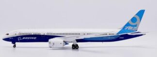 LH2473 JC WING House color / ハウスカラー B787-9  N789EX スタンド付 1:200 予約