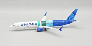73XUA1225 IN Flight200 United Airlines / ユナイテッド航空 B737 MAX10 N27602 スタンド付き 1:200 予約