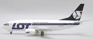 XX20238 JC WING LOT Polish Airlines / LOTポーランド航空 B737-500 SP-LKD スタンド付 1:200 予約