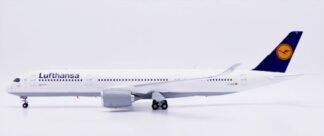 XX20833 JC WING Lufthansa / ルフトハンザドイツ航空 OC A350-900 D-AIXD スタンド付 1:200 予約
