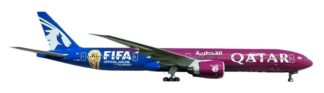 KJB77W255 KJ MODELS Qatar Airways / カタール航空 B777-300ER A7-BEH 1:200 スタンド付き 予約